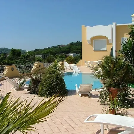 Rosalia Apartment *